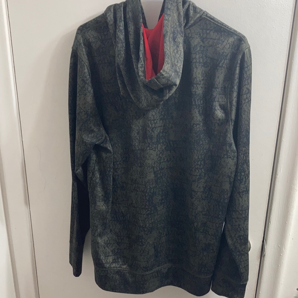 Lightweight Hoodie